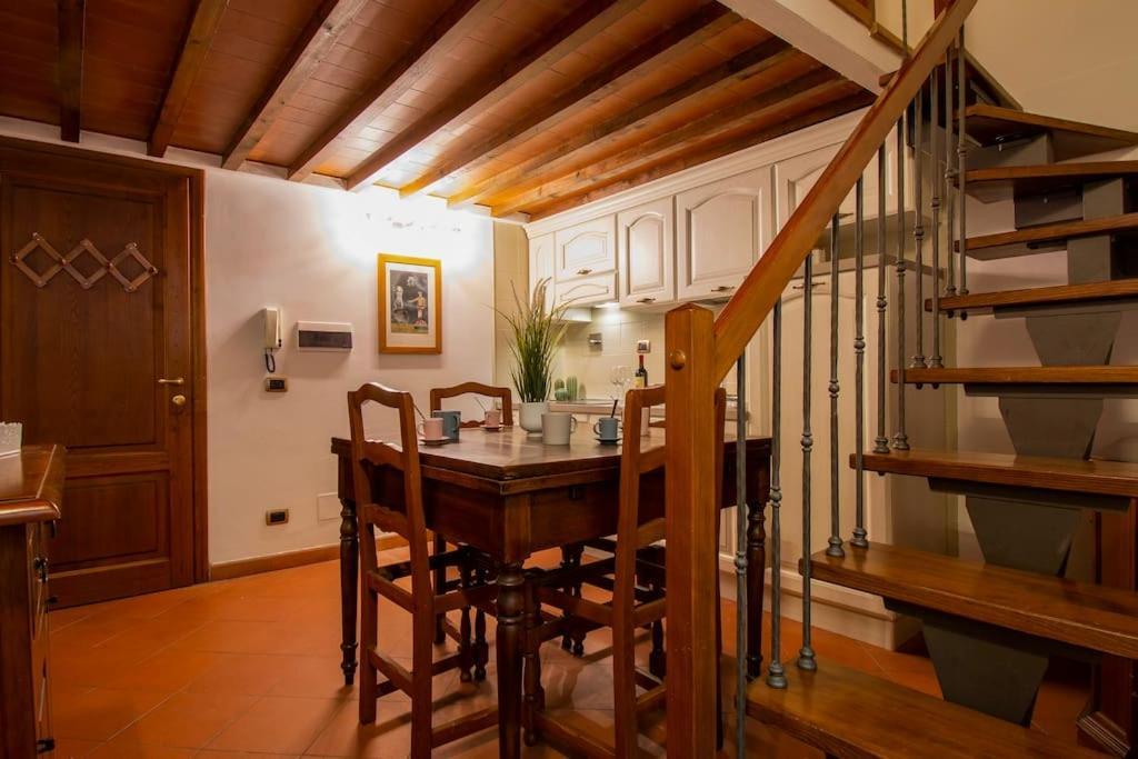 Demedici Apt W/ 2Br 1' Walk Uffizi & Ponte Vecchio Florença Exterior foto