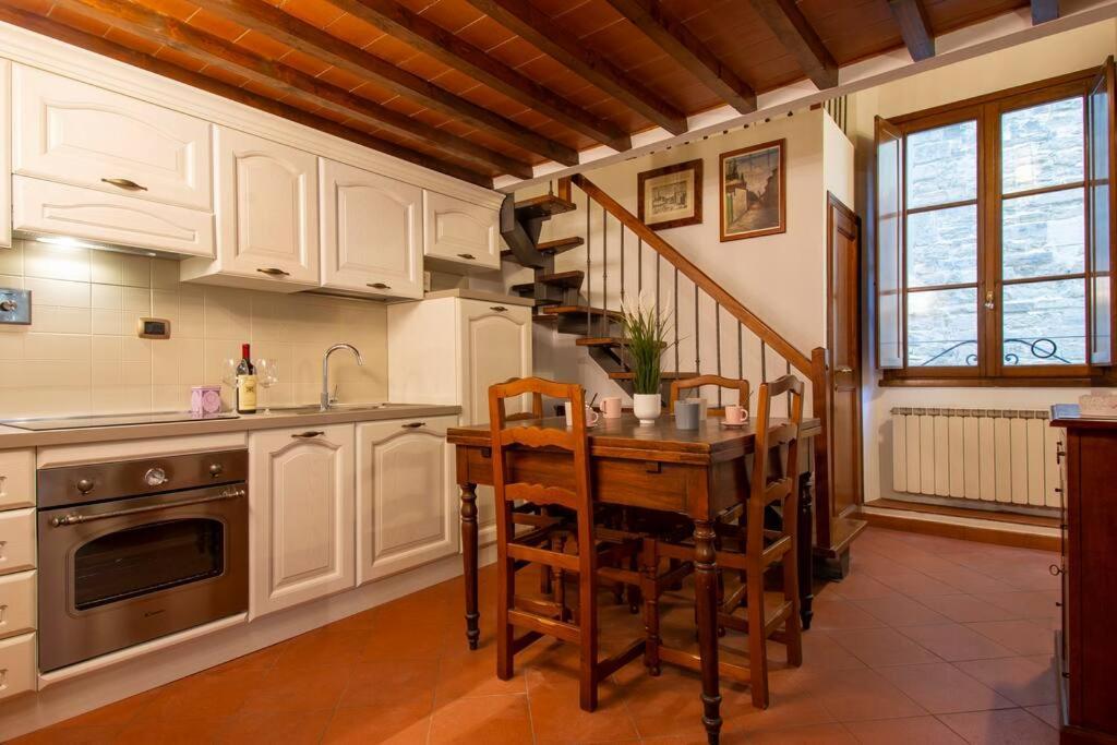 Demedici Apt W/ 2Br 1' Walk Uffizi & Ponte Vecchio Florença Exterior foto